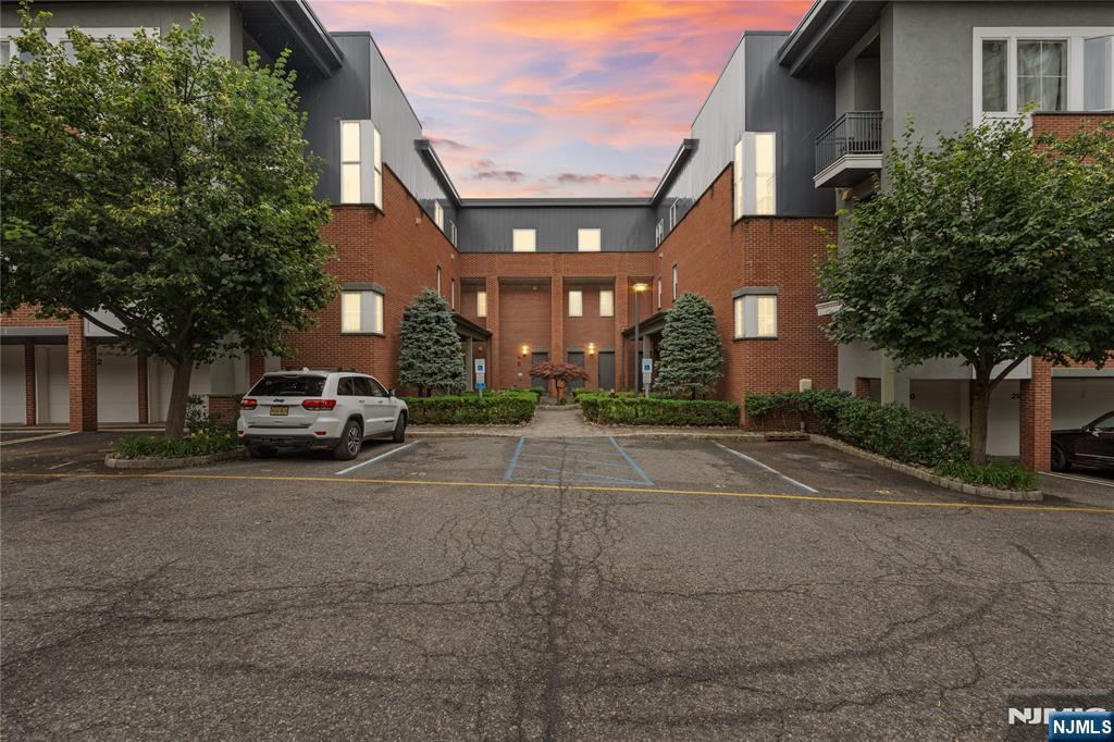1600 Kaufer Lane 3 - Photo 1