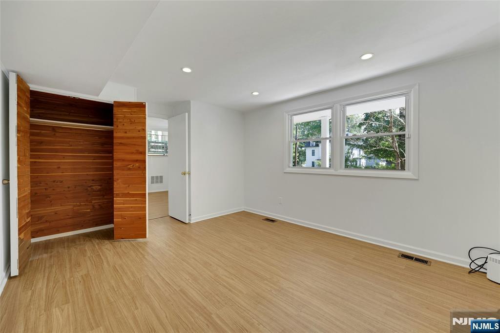 5 Fairview Avenue — photo 12