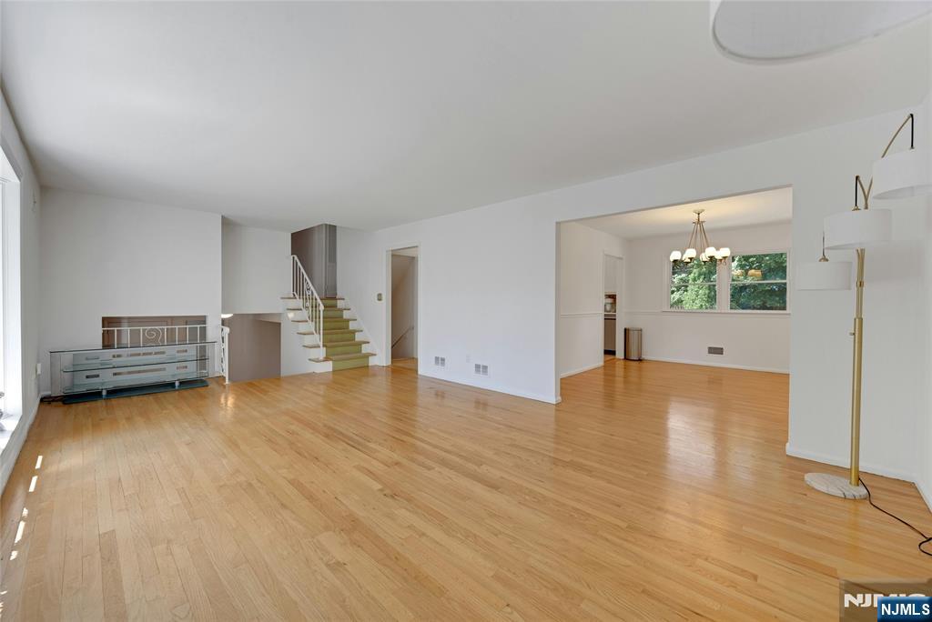 5 Fairview Avenue — photo 16