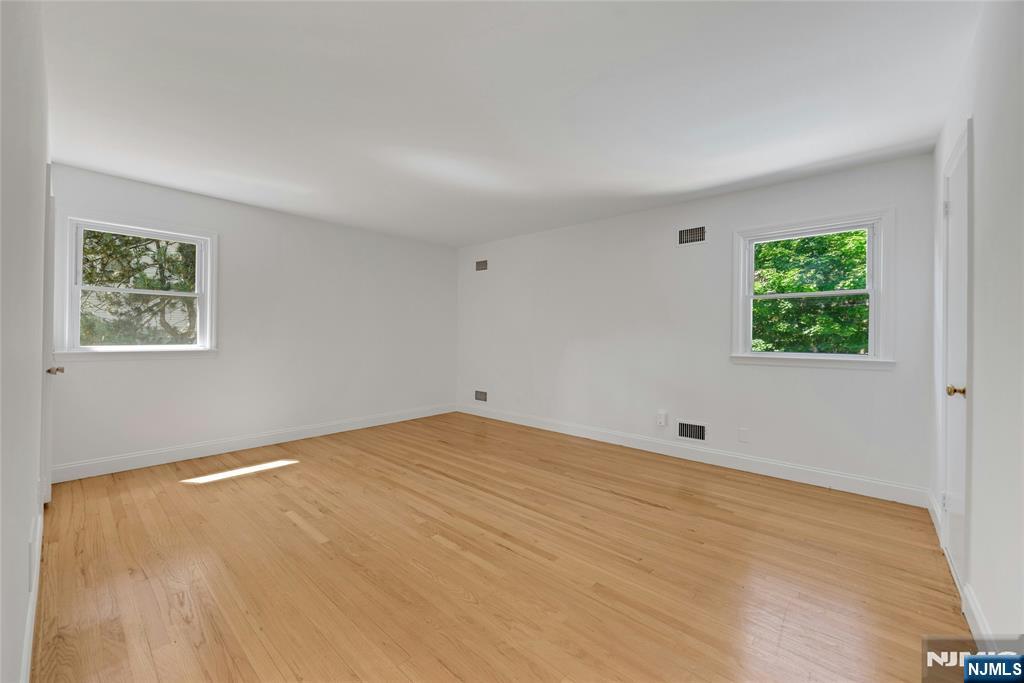 5 Fairview Avenue — photo 19