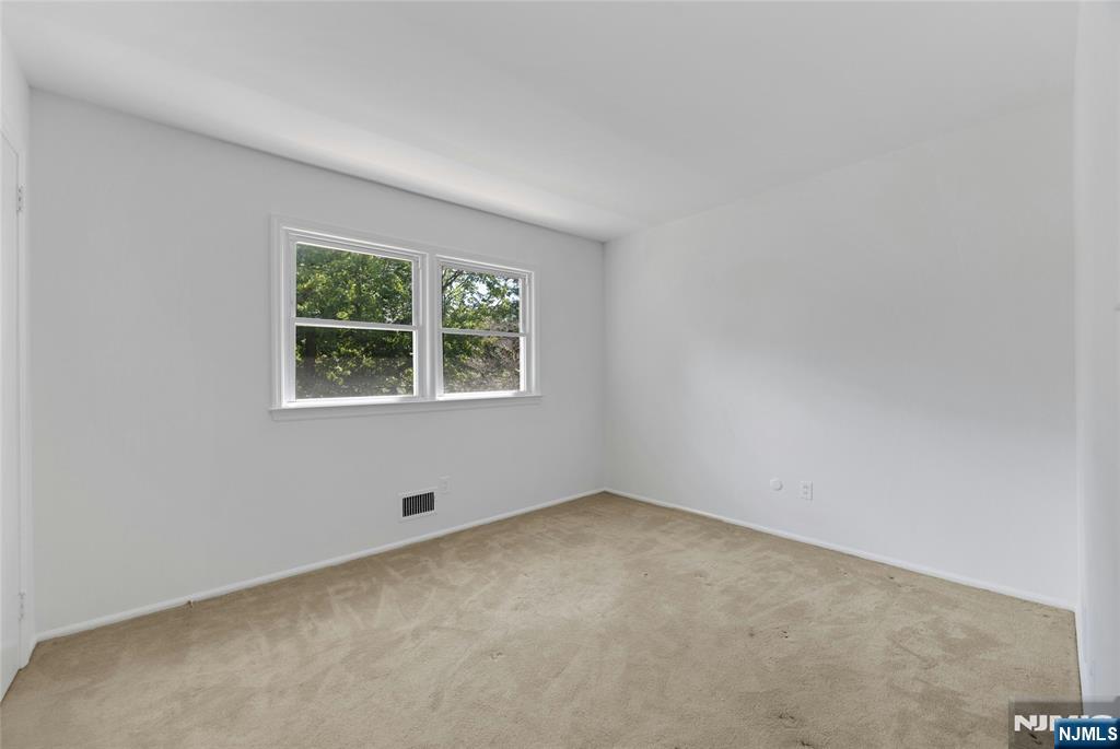 5 Fairview Avenue — photo 25