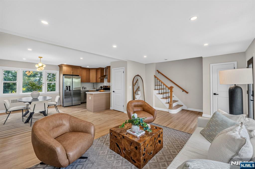 340 Northwood Way, Palisades Park, NJ 07650