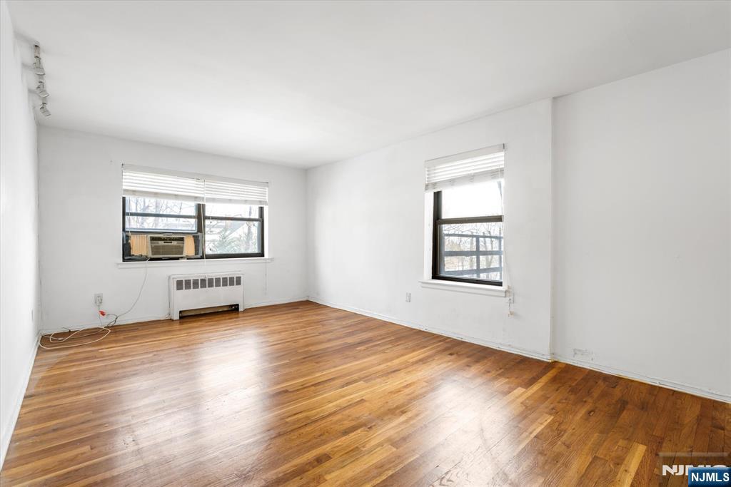 130 Orient Way 4H - Photo 5