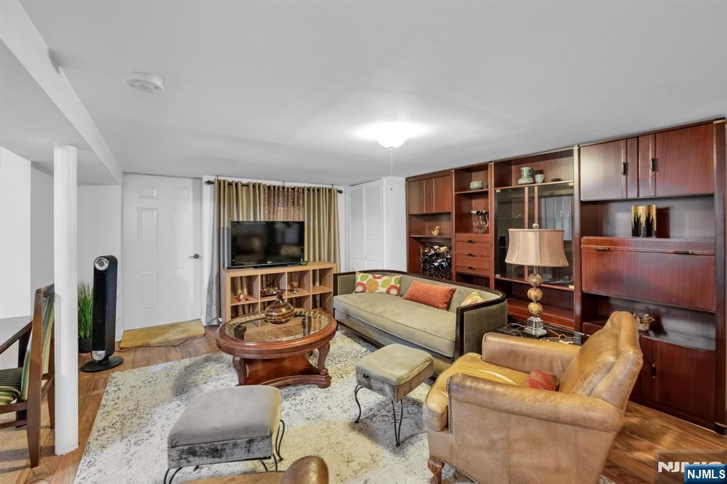 1025 Maple Drive — photo 38