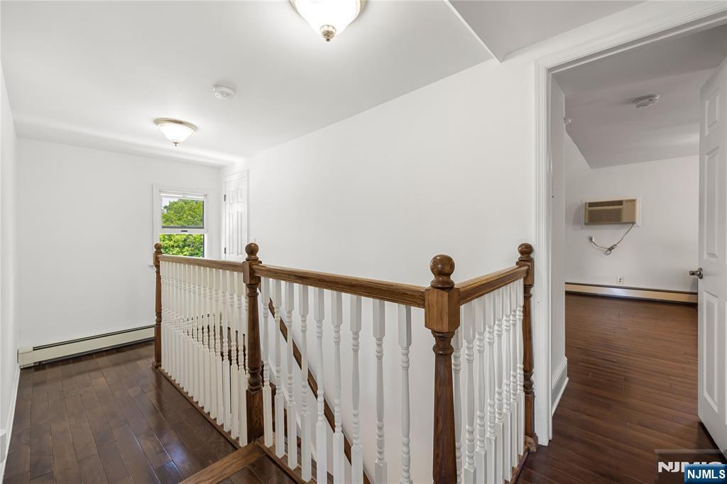 15 Pierrepont Avenue — photo 30