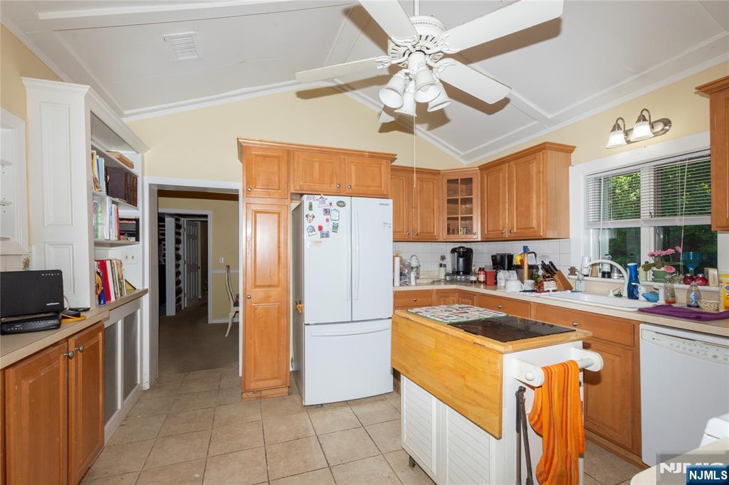 139 Mohawk Trail - Photo 4