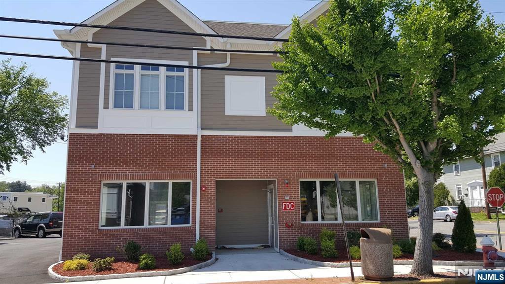 21 Grove 2B - Photo 1