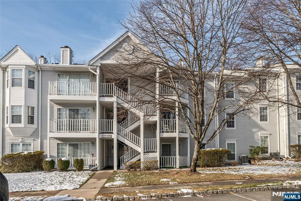 430 Poets Way 430 - Photo 1
