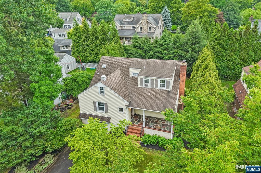445 Alpine Terrace - Photo 2
