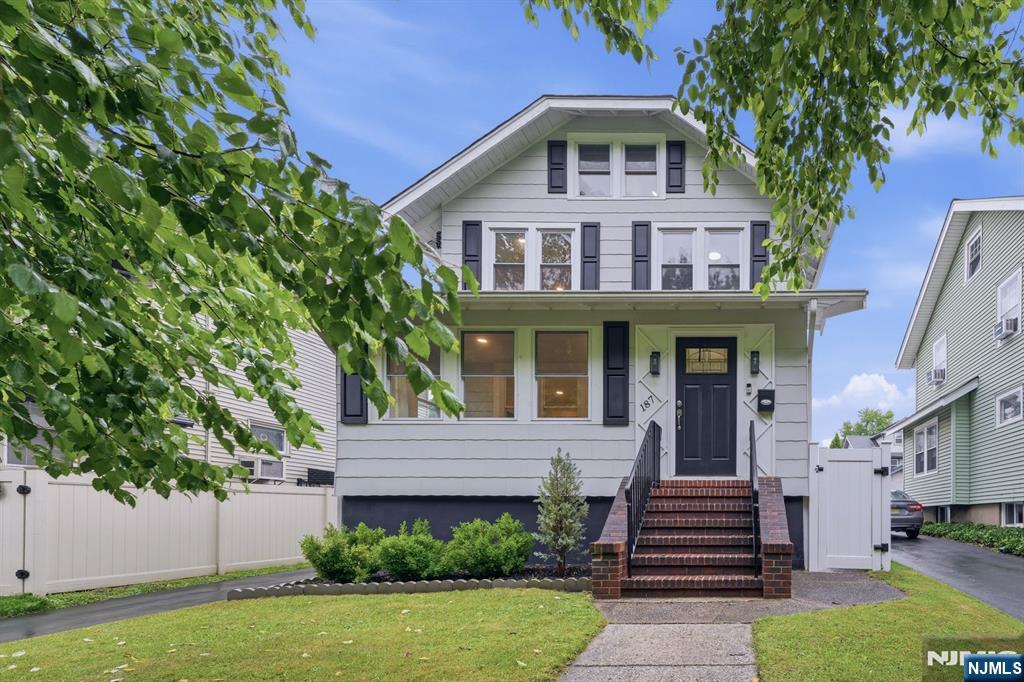 187 Cypress Avenue - Photo 1