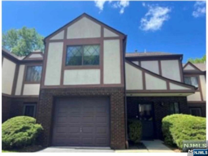 18 Linwood Avenue 18 - Photo 1
