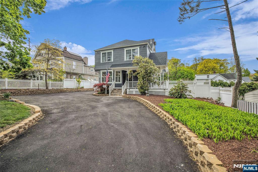 152 Long Hill Road - Photo 2