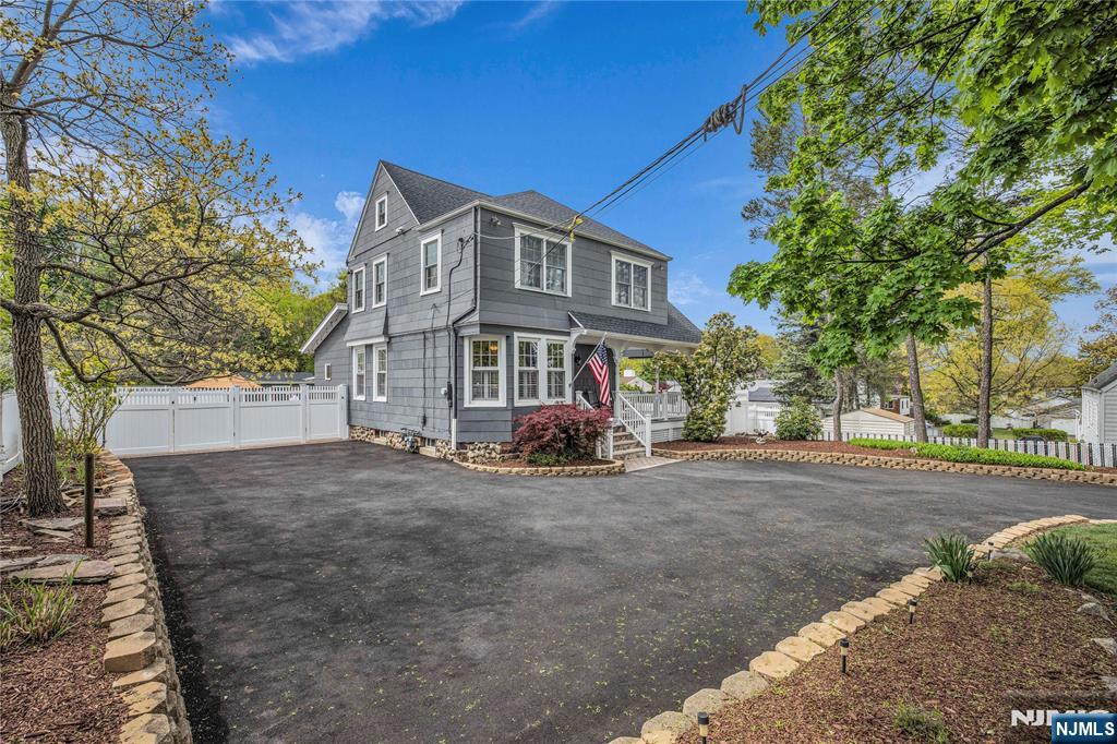 152 Long Hill Road - Photo 3
