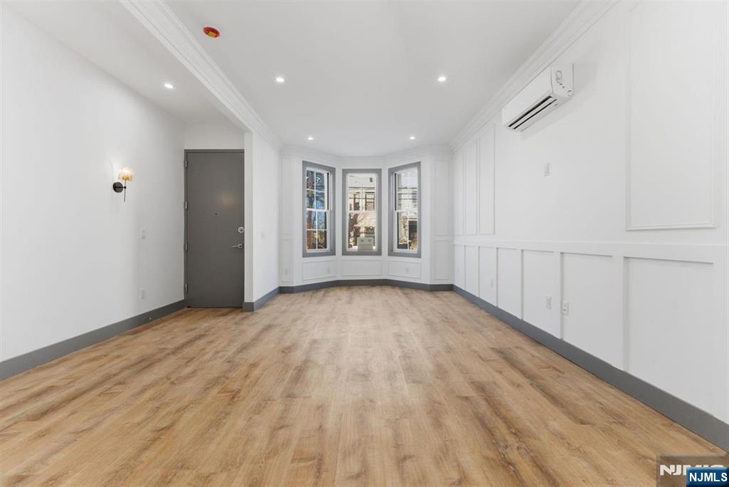 821 18th Street - Photo 4