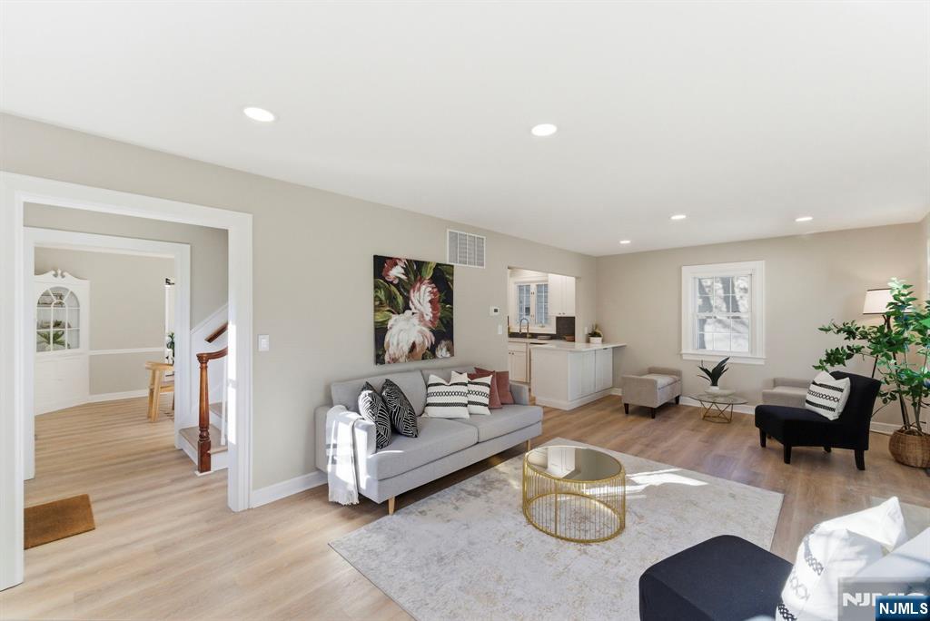224 Godwin Avenue - Photo 4
