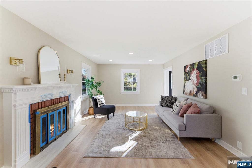 224 Godwin Avenue - Photo 5