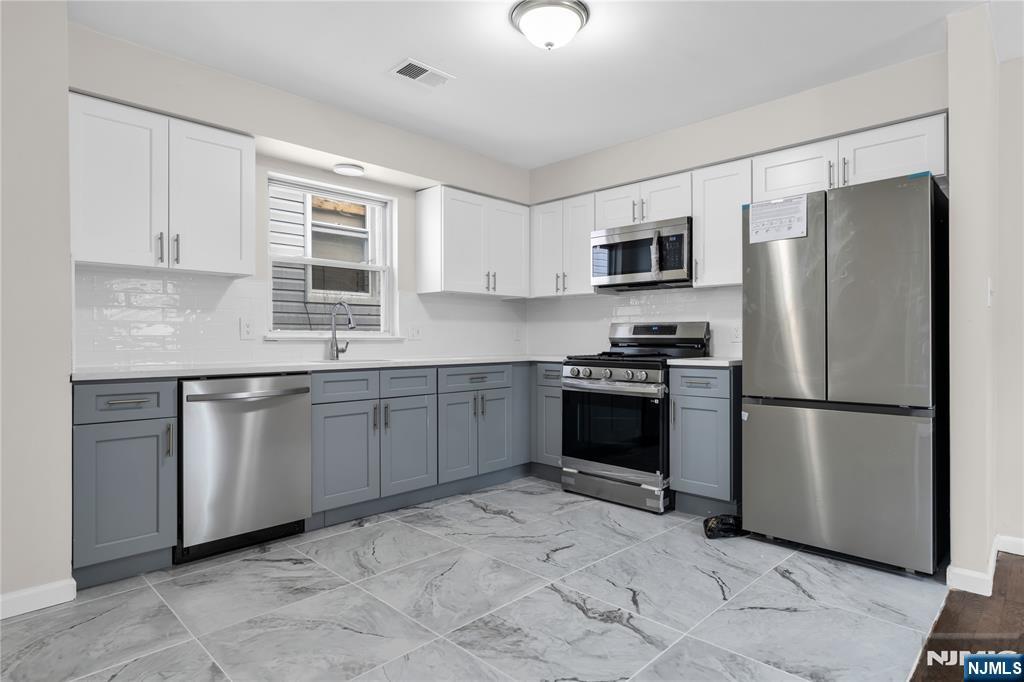 232 4th Street - Photo 3