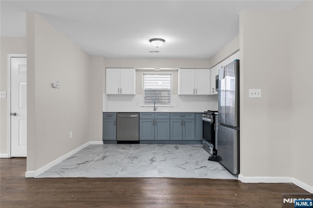 232 4th Street - Photo 5
