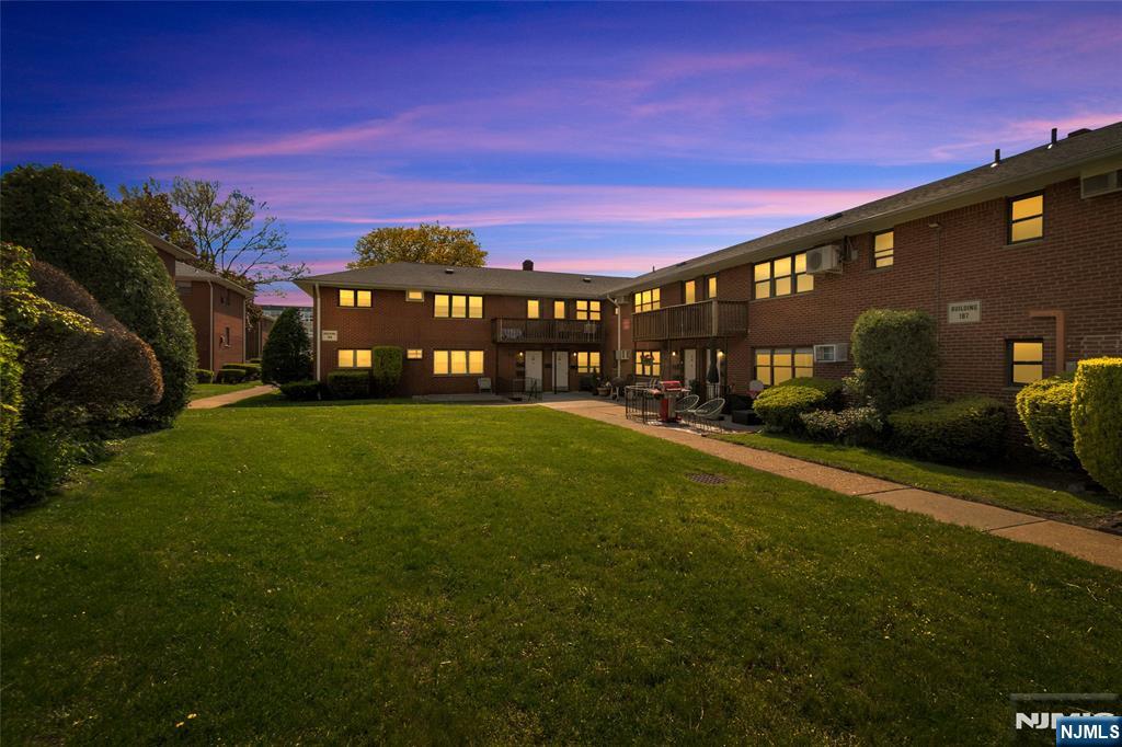 186 Terhune #C 20, Lodi, NJ 07644