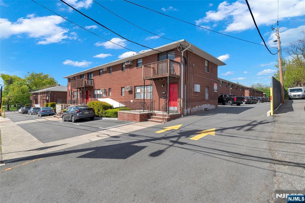 186 Terhune #C 20, Lodi, NJ 07644