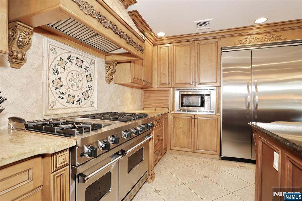 252 Bayberry Lane — photo 18