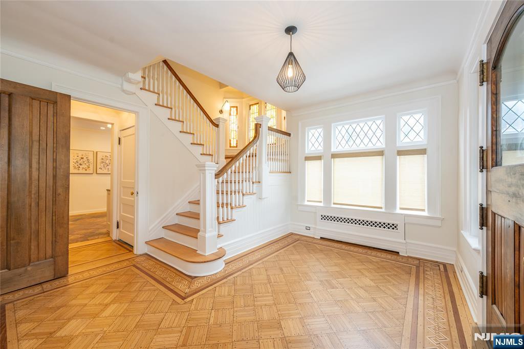 16 Upper Mountain Avenue - Photo 2