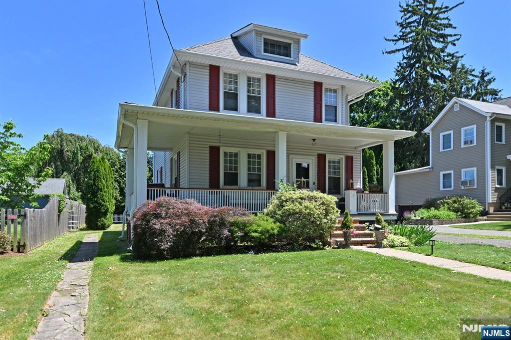 264 Morse Avenue - Photo 1