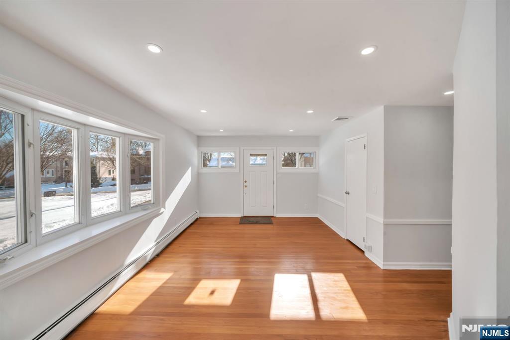 231 Hillside Avenue - Photo 4