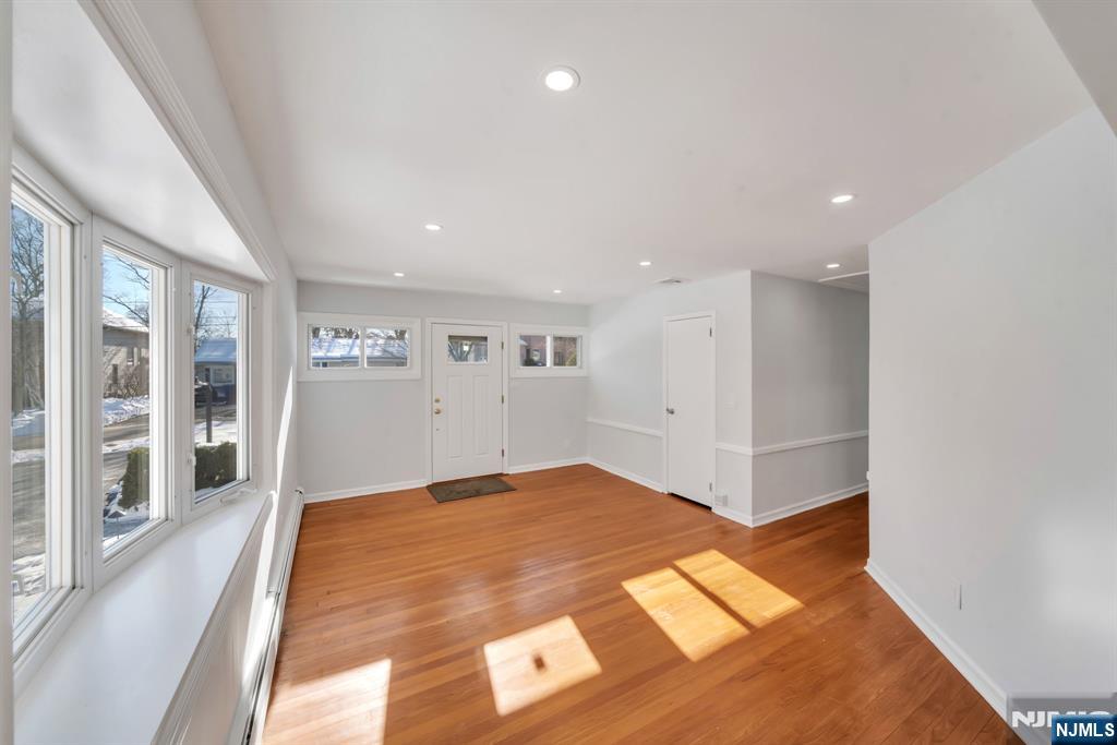231 Hillside Avenue - Photo 5