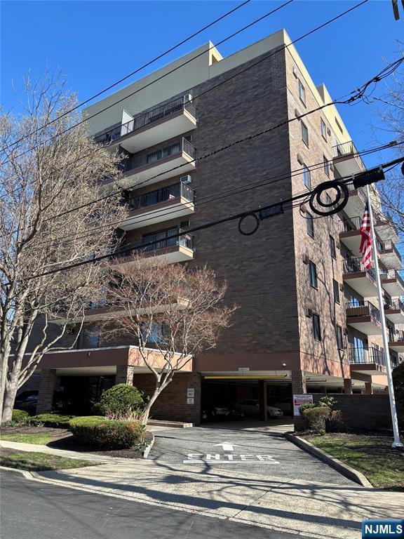 140 Euclid Avenue 1G - Photo 2