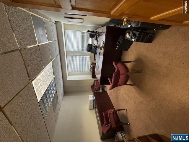 909 Belmont Avenue - Photo 5