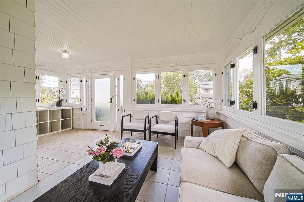 209 Harding Road - Photo 5