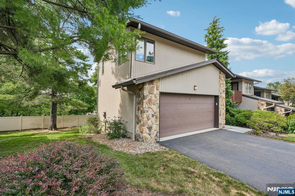 2nd image of 19 Cedar Wood Ter, Woodland Park, NJ 07424 | MLS# 26023758