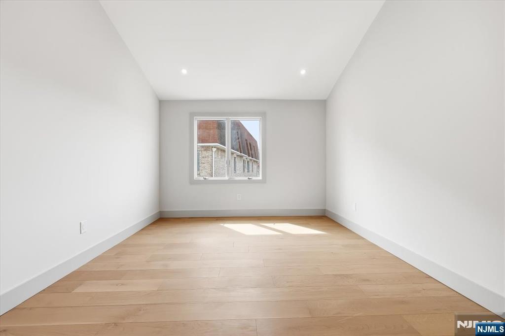 119 Cedar Street #C0119 — photo 18