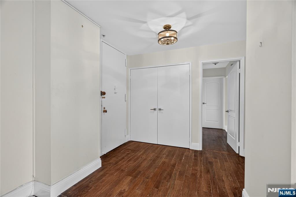 300 Winston Drive C3111 - Photo 5