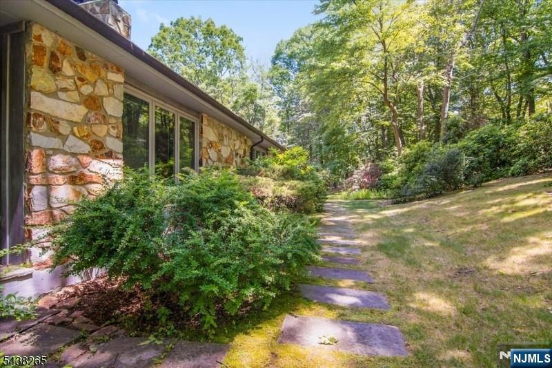 6 Green Hills Road — photo 10