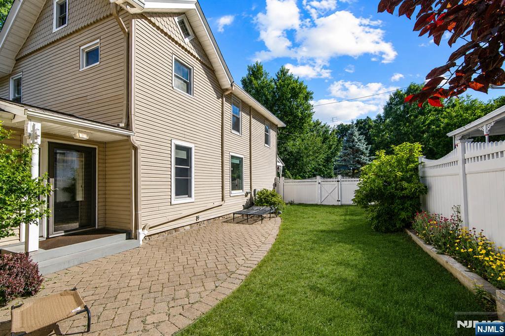 308 Demarest Avenue — photo 33