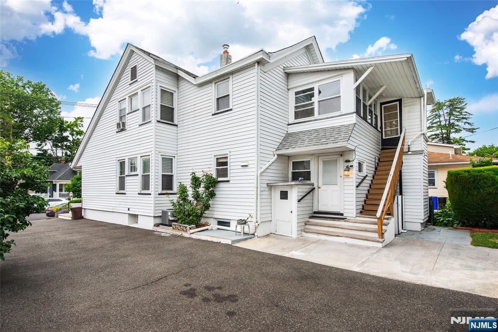 151 4th Avenue - Photo 2