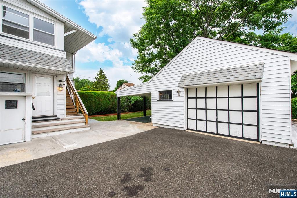 151 4th Avenue - Photo 3