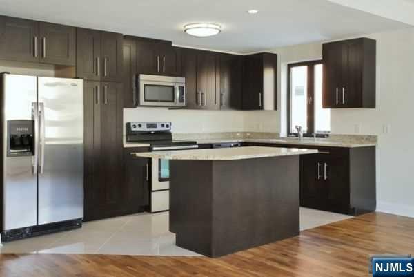 29 1st Street 607 - Photo 1