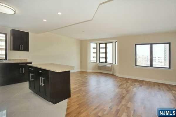 29 1st Street 607 - Photo 5
