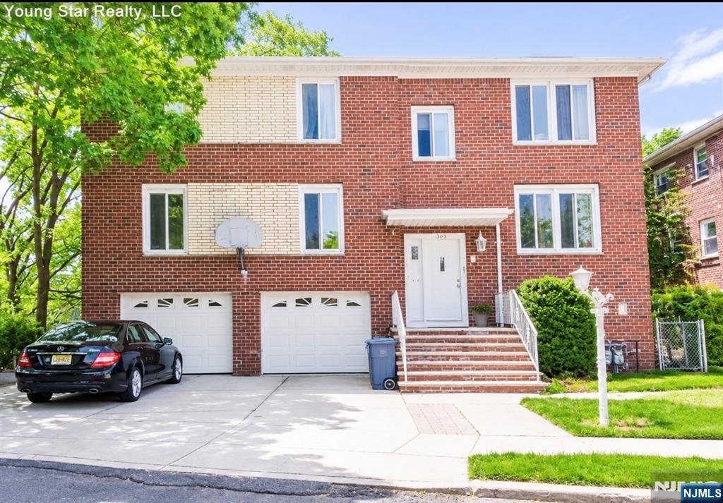 1515 11th Street 2nd - Photo 1