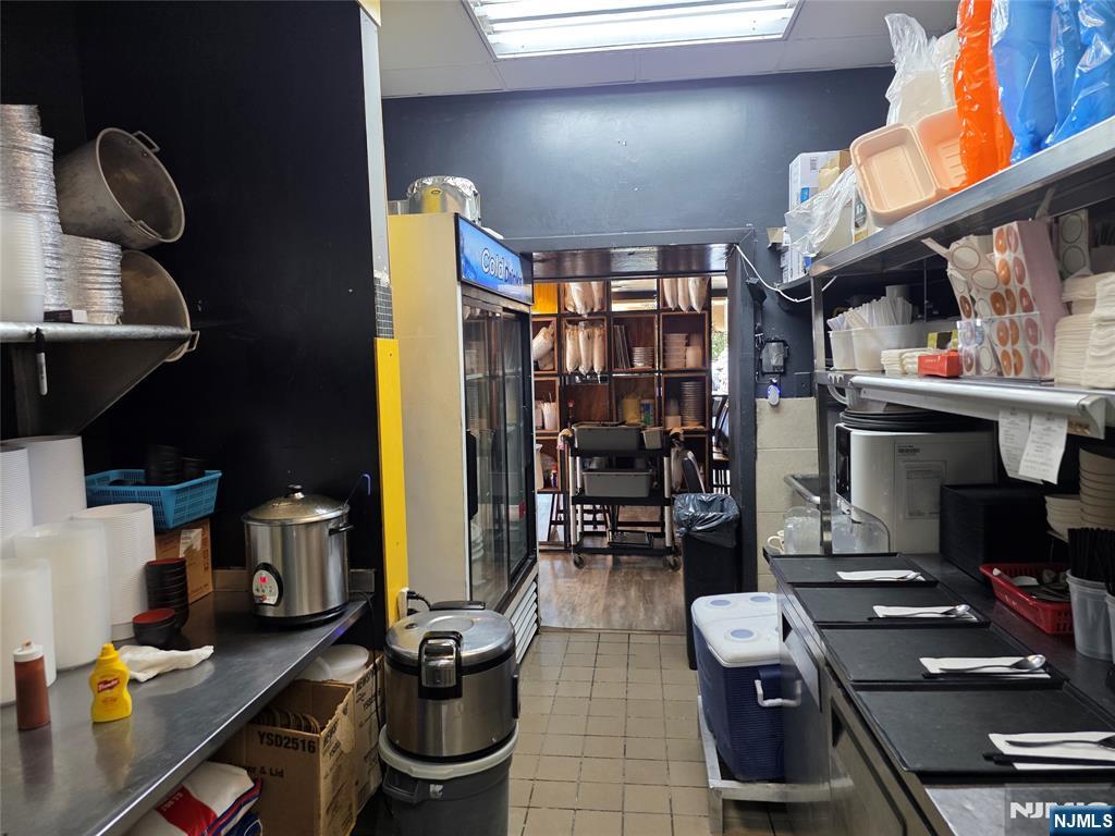 108 Broad Ave, Palisades Park, NJ 07650