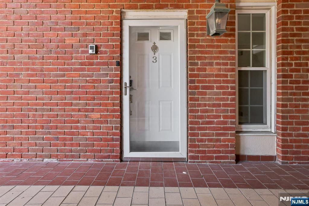 1018 Palisade Avenue 3 - Photo 5