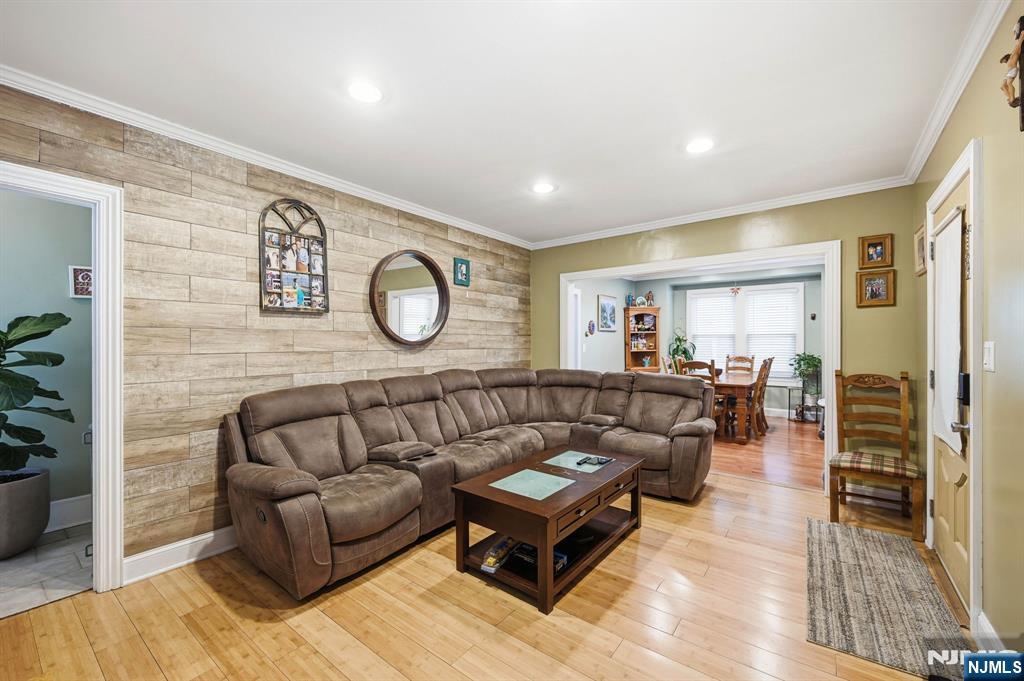 117-119 Richmond Avenue - Photo 3