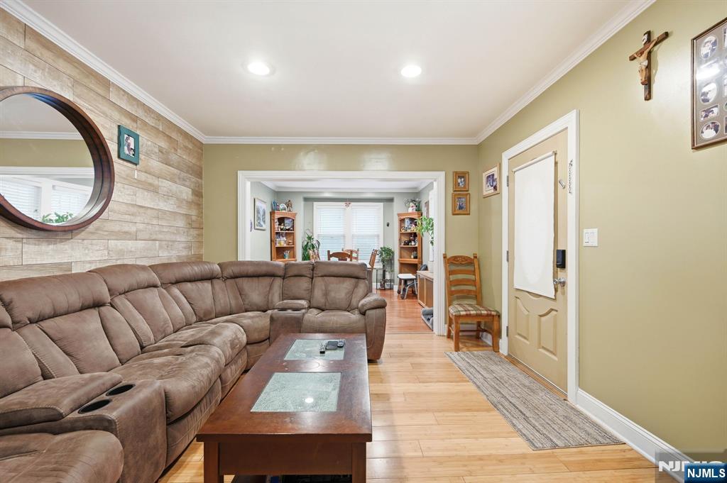 117-119 Richmond Avenue - Photo 4