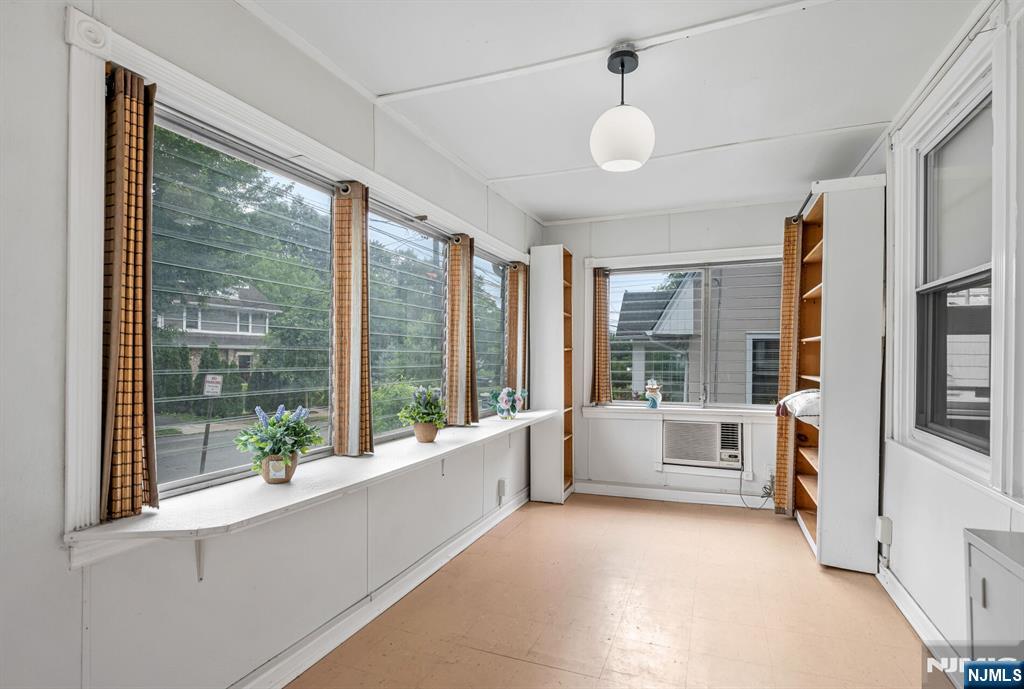 133 Highwood Avenue - Photo 5