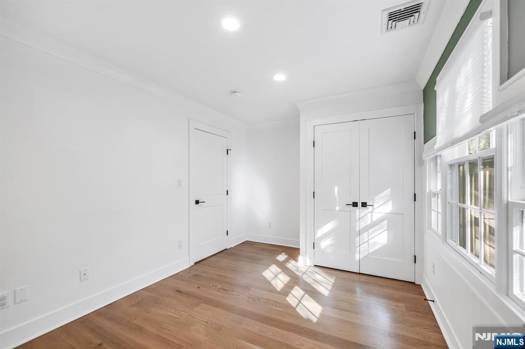 63 Park Avenue — photo 25