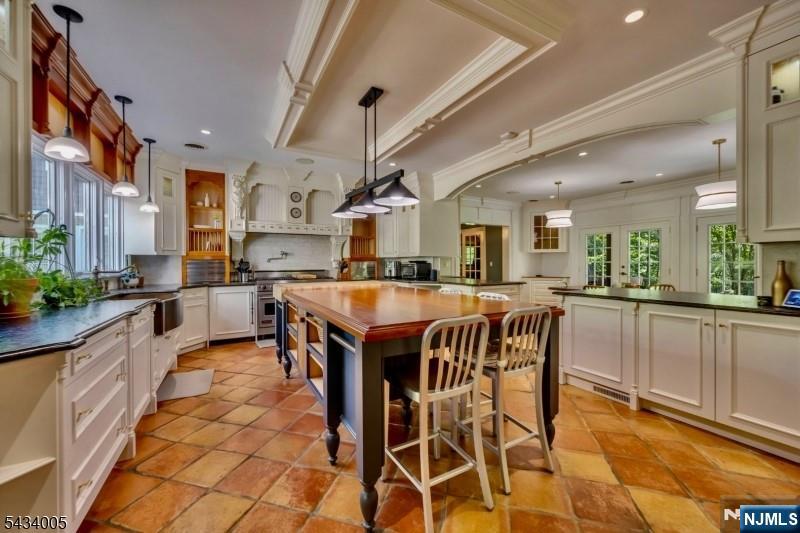3 Laurel Lane — photo 17