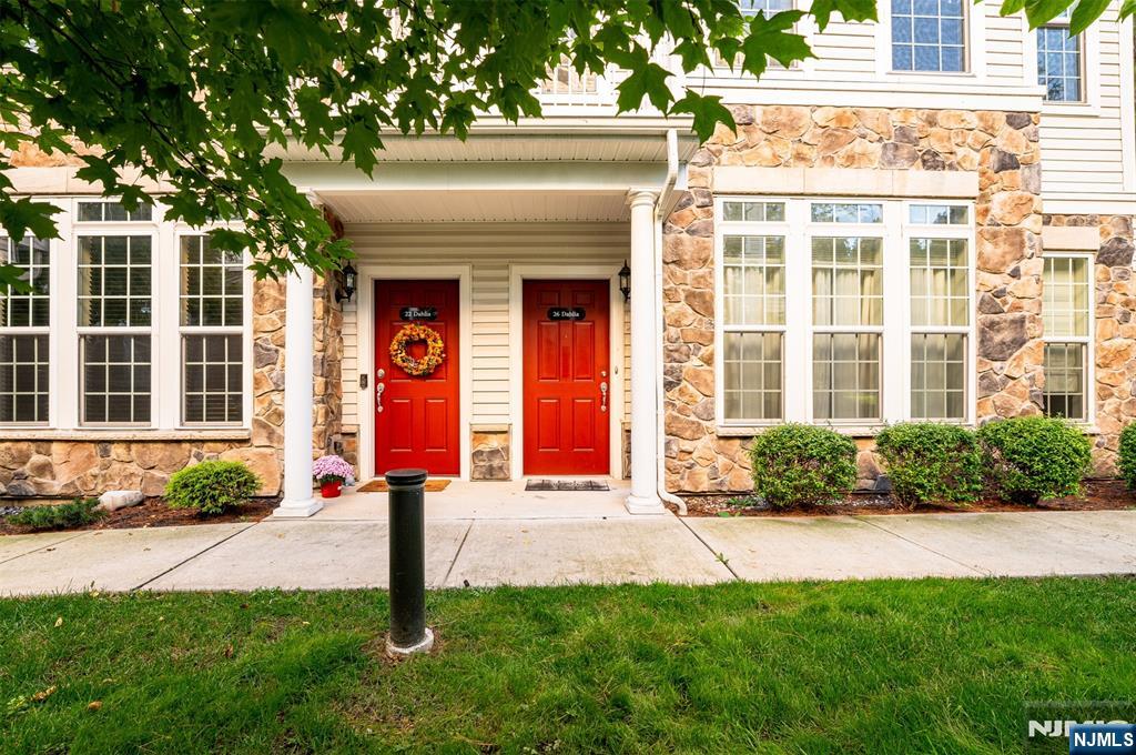 26 Dahlia Lane 413 - Photo 1